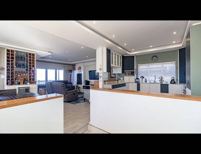 3 BEDROOM HOUSE FOR SALE IN PINNACLE POINT GOLF ESTATE